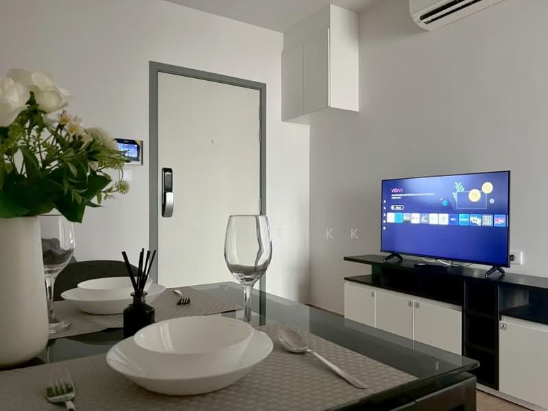 Chewathai Pinklao, Bangkok, Arun Amarin Road, Bang Yi Khan, Bang Phlat, Bangkok, 1 Bedroom, 30 sqm, Condo For Rent, by Agentbkk, 500355385 - DDproperty.com