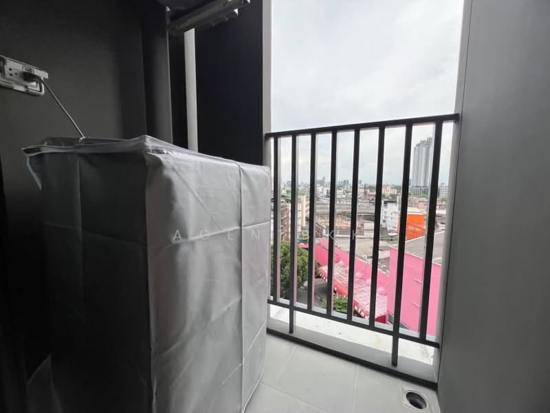 Chewathai Pinklao, Bangkok, Arun Amarin Road, Bang Yi Khan, Bang Phlat, Bangkok, 1 Bedroom, 30 sqm, Condo For Rent, by Agentbkk, 500355385 - DDproperty.com