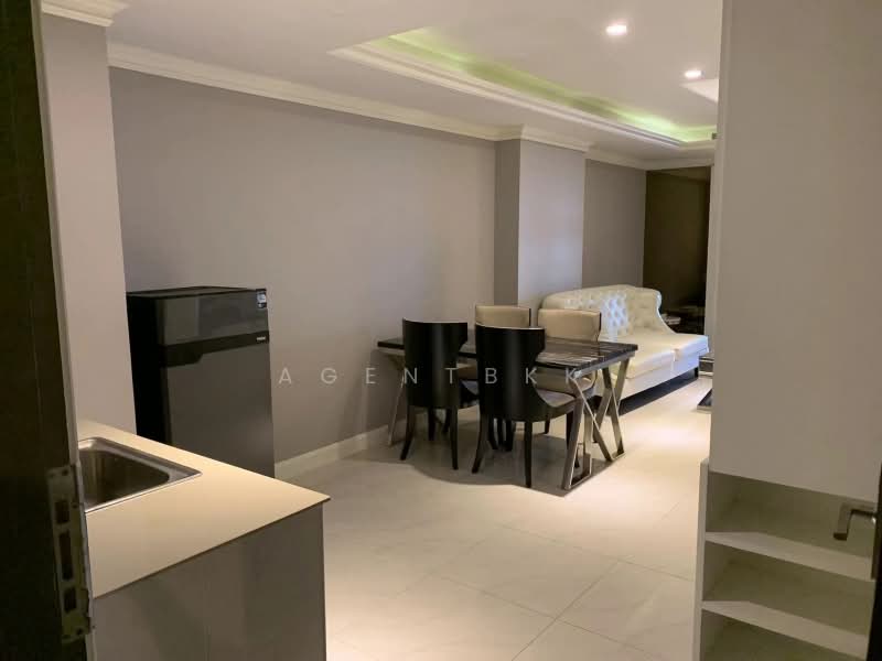 State Tower, Bangkok, 1055 Silom Road, Silom, Bang Rak, Bangkok, 1 Bedroom, 68 sqm, Condo For Rent, by Agentbkk, 500355389 - DDproperty.com