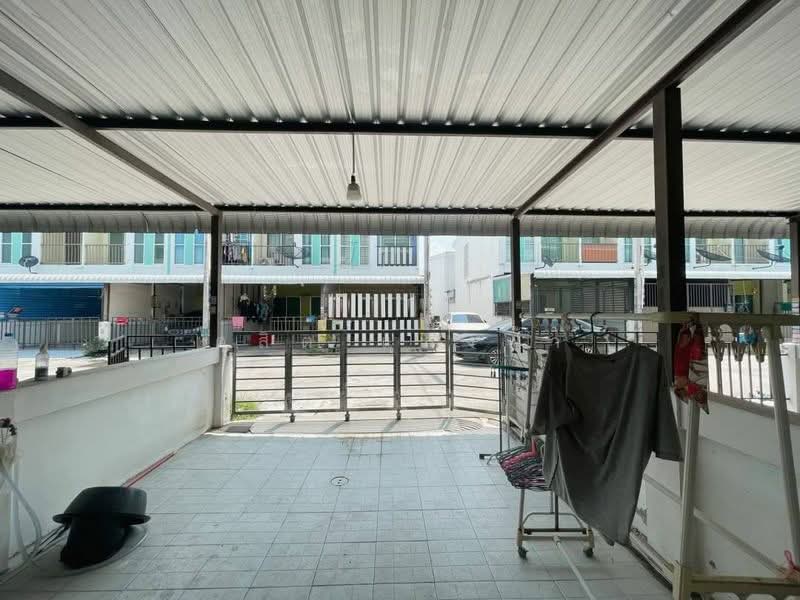 ขายทาวน์โฮม ม.เดอะวิลเลจหนองค้อ ศรีราชา, Chon Buri (Pattaya), Surasak, Si Racha, Chon Buri (Pattaya), 2 Bedrooms, 60 sqm, Townhouse For Sale, by Dusit Saengfa, 500355404 - DDproperty.com