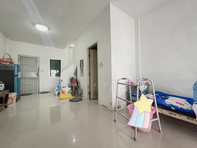 ขายทาวน์โฮม ม.เดอะวิลเลจหนองค้อ ศรีราชา, Chon Buri (Pattaya), Surasak, Si Racha, Chon Buri (Pattaya), 2 Bedrooms, 60 sqm, Townhouse For Sale, by Dusit Saengfa, 500355404 - DDproperty.com