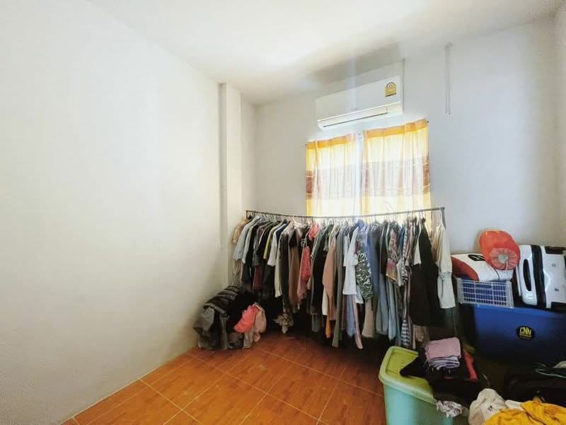 ขายทาวน์โฮม ม.เดอะวิลเลจหนองค้อ ศรีราชา, Chon Buri (Pattaya), Surasak, Si Racha, Chon Buri (Pattaya), 2 Bedrooms, 60 sqm, Townhouse For Sale, by Dusit Saengfa, 500355404 - DDproperty.com