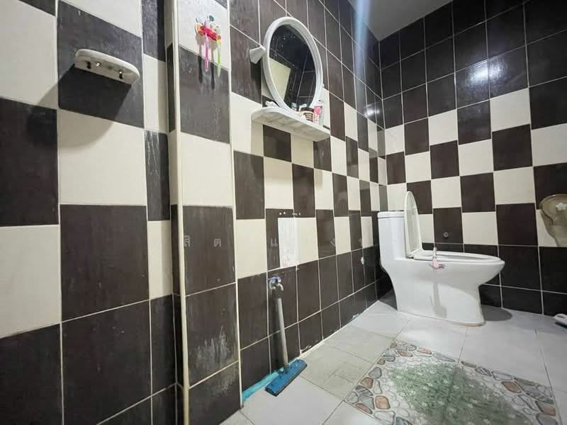 ขายทาวน์โฮม ม.เดอะวิลเลจหนองค้อ ศรีราชา, Chon Buri (Pattaya), Surasak, Si Racha, Chon Buri (Pattaya), 2 Bedrooms, 60 sqm, Townhouse For Sale, by Dusit Saengfa, 500355404 - DDproperty.com