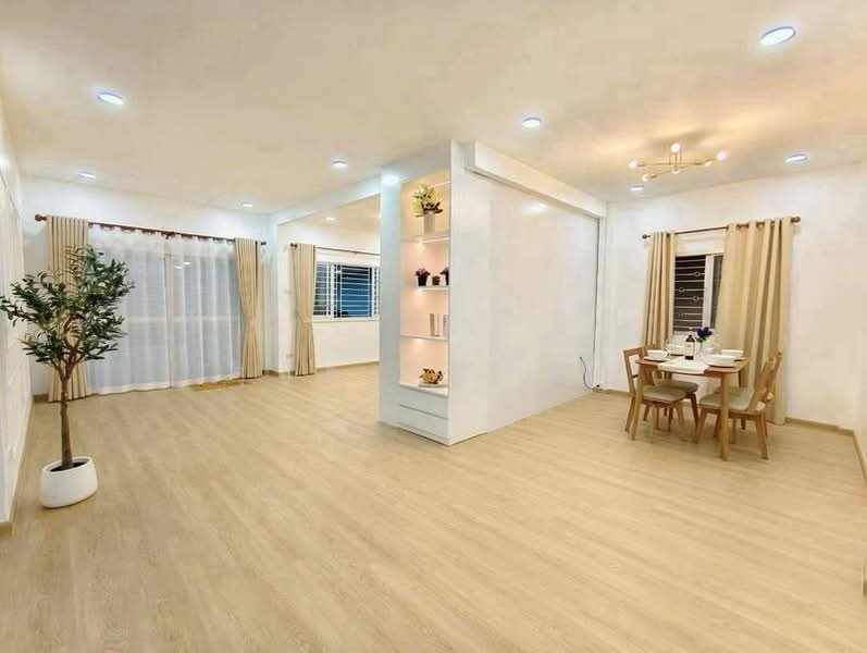 ขายบ้านรีโนเวทใหม่ ม.ลัดดารมย์ ใกล้เทศบาลสุรศ้กดิ์ ศรีราชา, Chon Buri (Pattaya), Surasak, Si Racha, Chon Buri (Pattaya), 3 Bedrooms, 150 sqm, Single Detached House For Sale, by Dusit Saengfa, 500355416 - DDproperty.com