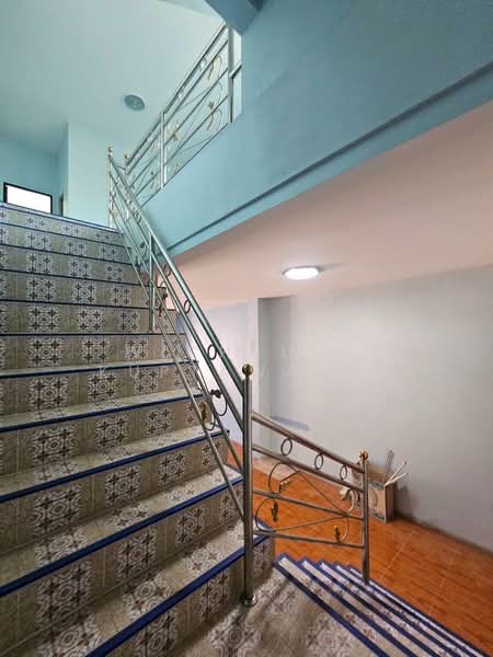 For Rent – 3-Storey Commercial Building in Nakhon Chum, Kamphaeng Phet Province, Kamphaeng Phet, ศรีรัฐ, Nakhon Chum, Muang Kamphaeng Phet, Kamphaeng Phet, , 200 sqm, Shophouse For Rent, by Wichsuda Kuptawatin, 500355417 - DDproperty.com