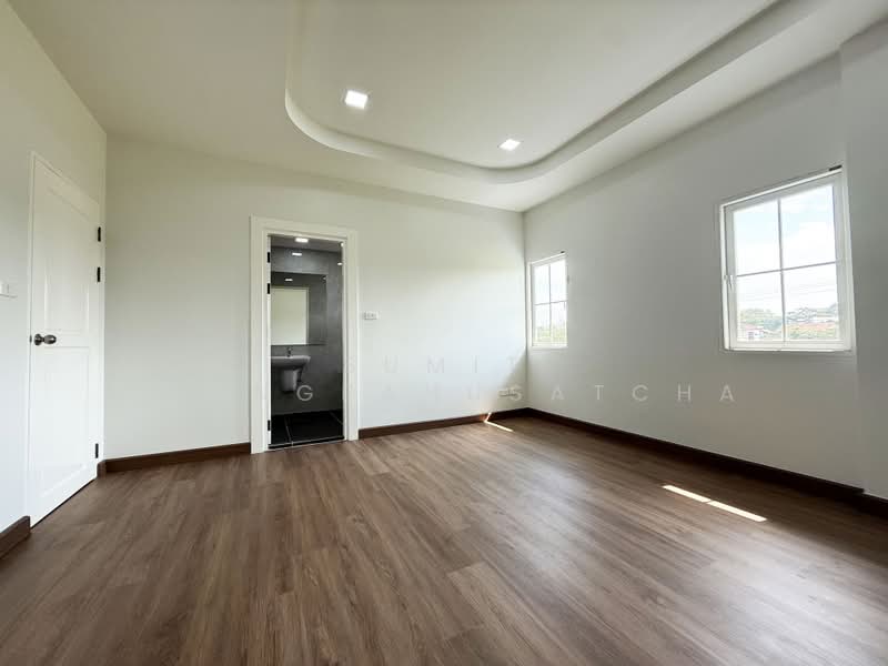 British Park Taveewatana, Bangkok, Thawi Watthana, Bangkok, 4 Bedrooms, 360 sqm, Single Detached House For Sale, by Sumit Thongpahusatcha, 500355420 - DDproperty.com