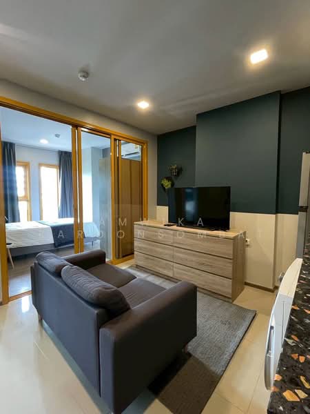 The Base Sukhumvit 50, Bangkok, Soi Roem Charoen 1, Sukhumvit 50 Road, Phra Kanong, Khlong Toei, Bangkok, 2 Bedrooms, 36 sqm, Condo For Rent, by Amwika Karoonsombat, 500355421 - DDproperty.com