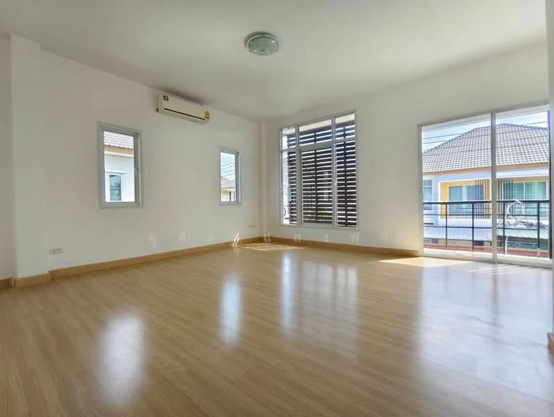 ขายบ้านแฝด ม.ธาดาทาวน์ออร่า หนองค้อ ศรีราชา, Chon Buri (Pattaya), Surasak, Si Racha, Chon Buri (Pattaya), 3 Bedrooms, 120 sqm, Semi-Detached House (Twin House) For Sale, by Dusit Saengfa, 500355434 - DDproperty.com