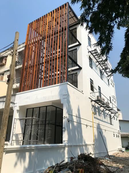 ให้เช่าออฟฟิศ สุขุมวิท 62 (Sukhumvit 62) 360 ตร.ม., กรุงเทพ, บางจาก, พระโขนง, กรุงเทพ, 360 ตร.ม., สำนักงาน ให้เช่า, โดย Tida phanthonglarptawee, 500355445 - DDproperty.com
