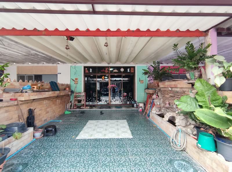 แฟมิลี่ แลนด์, Chon Buri (Pattaya), Na Pa, Muang Chon Buri, Chon Buri (Pattaya), 3 Bedrooms, 100 sqm, Townhouse For Sale, by The Best Property เจต, 500355463 - DDproperty.com