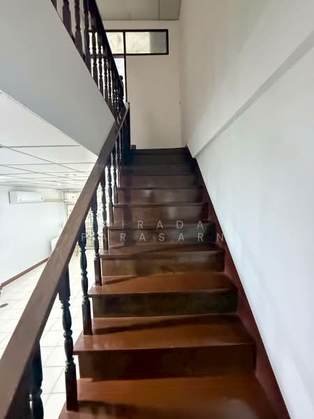 เช่า ทาวน์เฮ้าส์ 2 ชั้น ซอยอุดมสุข51 ใกล้ห้างเซ็นทรัลบางนา, Bangkok, Bang Chak, Phra Khanong, Bangkok, 2 Bedrooms, 136 sqm, Townhouse For Rent, by Airada Parasarn, 500355466 - DDproperty.com