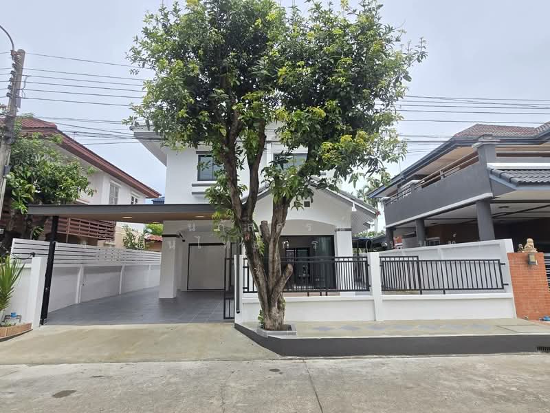 Flora Ville Park City Suwinthawong, Bangkok, Suwinthawong Road, Lam Phak Chi, Nong Chok, Bangkok, 3 Bedrooms, 200 sqm, Single Detached House For Sale, by นภัสศรณ์ วงศ์สินไทยกร (นันท์), 500355480 - DDproperty.com