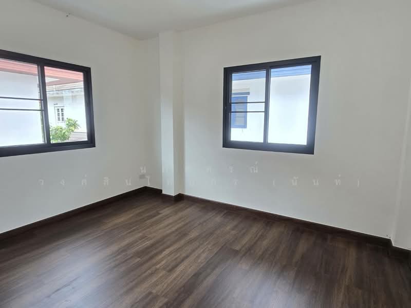 Flora Ville Park City Suwinthawong, Bangkok, Suwinthawong Road, Lam Phak Chi, Nong Chok, Bangkok, 3 Bedrooms, 200 sqm, Single Detached House For Sale, by นภัสศรณ์ วงศ์สินไทยกร (นันท์), 500355480 - DDproperty.com