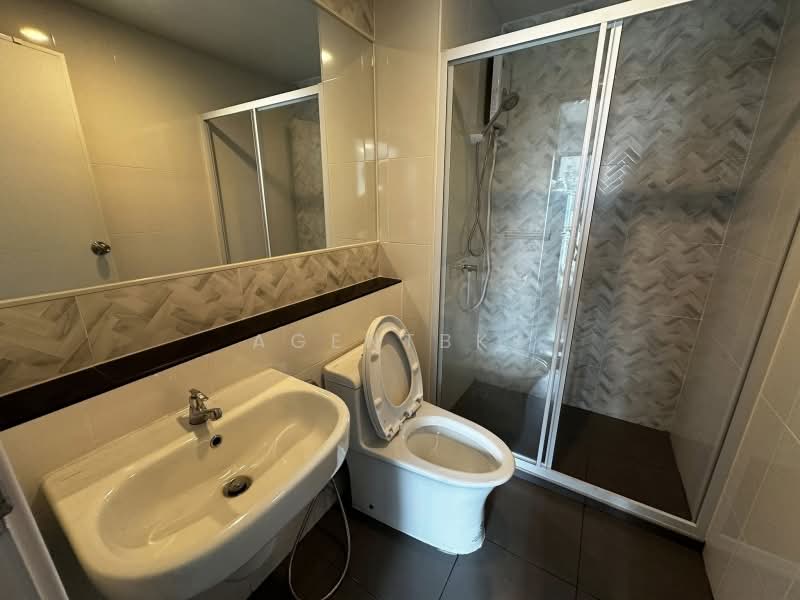 Regent Home Wutthakat, Bangkok, Wutthakat Road, Talat Plu, Thon Buri, Bangkok, 1 Bedroom, 26 sqm, Condo For Rent, by Agentbkk, 500355494 - DDproperty.com