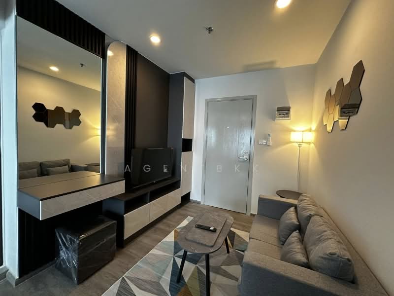 Regent Home Wutthakat, Bangkok, Wutthakat Road, Talat Plu, Thon Buri, Bangkok, 1 Bedroom, 26 sqm, Condo For Rent, by Agentbkk, 500355494 - DDproperty.com