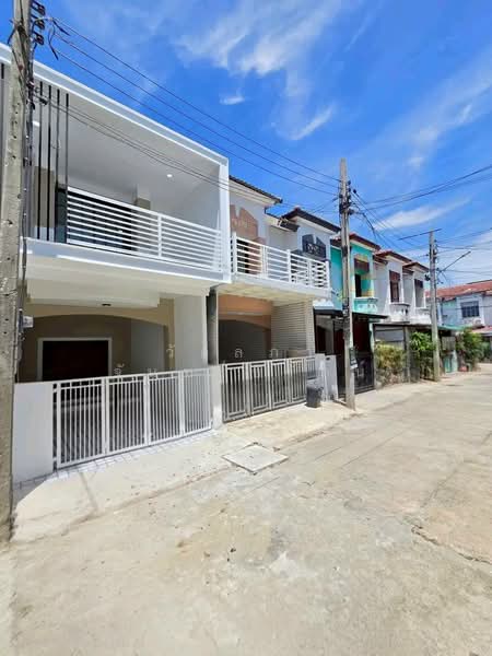 Nunticha villege4, Nonthaburi, บางกรวย-ไทรน้อย, Sai Noi, Nonthaburi, 3 Bedrooms, 102 sqm, Townhouse For Sale, by วัลลภา จันทร์ชิรัตน์, 500355515 - DDproperty.com