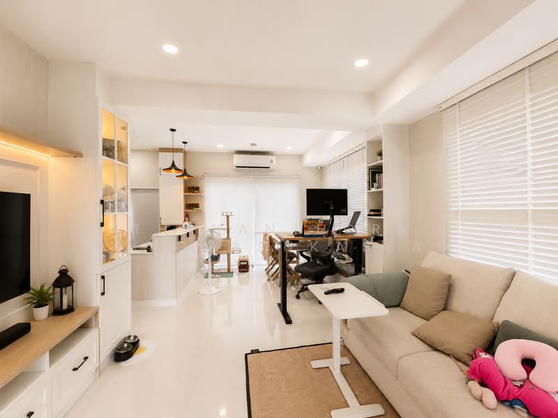 Indy Westgate, Nonthaburi, Bang Phai Canal Road, Bang Rak Pattana, Bang Bua Thong, Nonthaburi, 3 Bedrooms, 122 sqm, Townhouse For Sale, by Thananthorn Wongvarnkaseam, 500355553 - DDproperty.com
