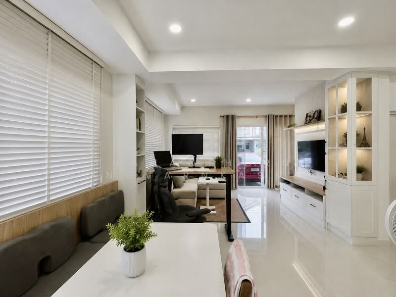 Indy Westgate, Nonthaburi, Bang Phai Canal Road, Bang Rak Pattana, Bang Bua Thong, Nonthaburi, 3 Bedrooms, 122 sqm, Townhouse For Sale, by Thananthorn Wongvarnkaseam, 500355553 - DDproperty.com