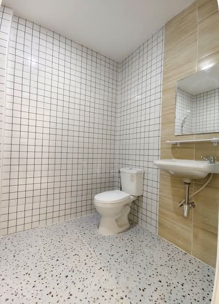 Ban Rom Ngao Mai, Nonthaburi, Soi Ban Rom Ngao Mai, Bang Khu Rat, Bang Bua Thong, Nonthaburi, 2 Bedrooms, 110 sqm, Townhouse For Sale, by บุษบากร (เจี๊ยบ), 500355568 - DDproperty.com