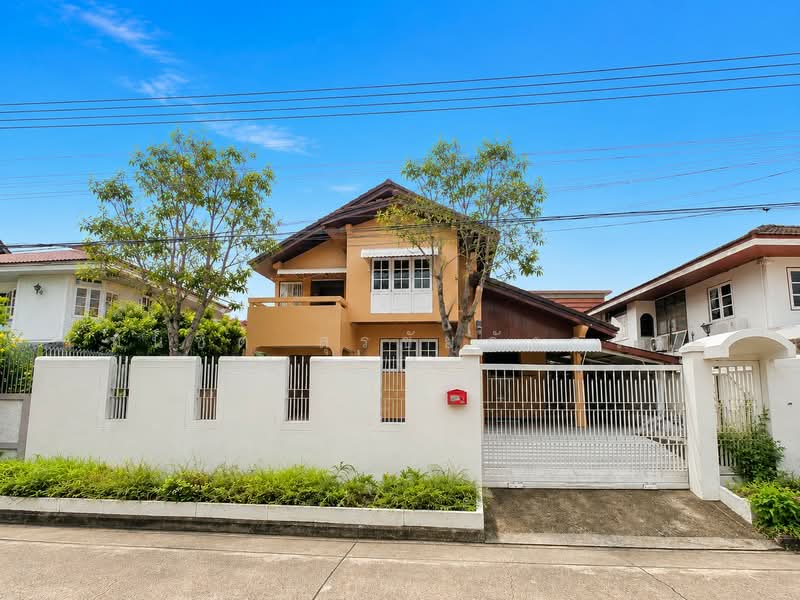 Naphalai Village, Bangkok, Soi Naphalai 1, Bang Na, Bangkok, 3 Bedrooms, 250 sqm, Single Detached House For Rent, by Monchit Surachaidunthavin, 500355636 - DDproperty.com