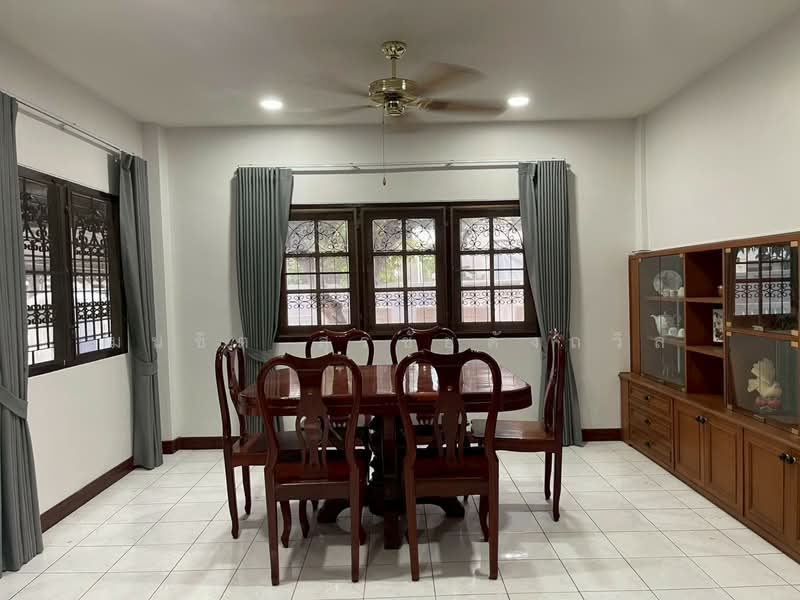 Naphalai Village, Bangkok, Soi Naphalai 1, Bang Na, Bangkok, 3 Bedrooms, 250 sqm, Single Detached House For Rent, by Monchit Surachaidunthavin, 500355636 - DDproperty.com
