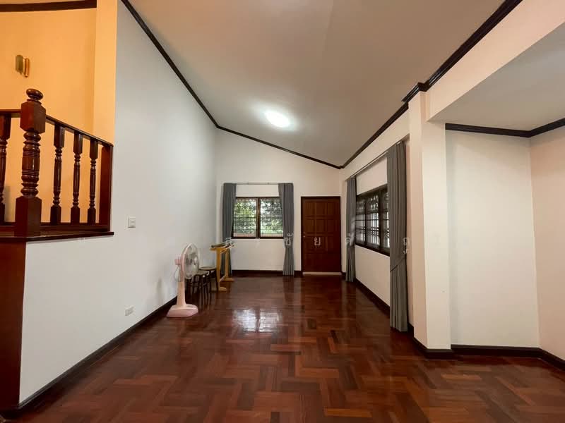 Naphalai Village, Bangkok, Soi Naphalai 1, Bang Na, Bangkok, 3 Bedrooms, 250 sqm, Single Detached House For Rent, by Monchit Surachaidunthavin, 500355636 - DDproperty.com