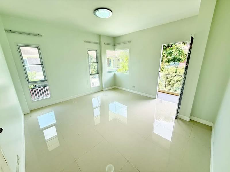 Chuanchompark 2, Nonthaburi, Moo 3, Sai Noi Subdistrict, Sai Noi District, Nonthaburi Province, Sai Noi, Nonthaburi, 5 Bedrooms, 250 sqm, Single Detached House For Sale, by กรณวัสส์ กัณฑวัสส์วงส์, 500355640 - DDproperty.com