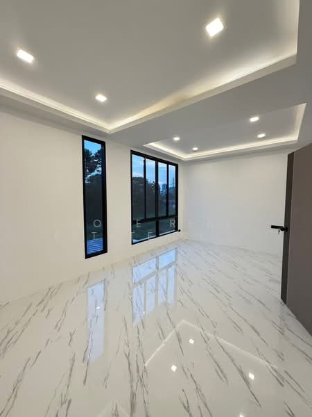 ทาวน์โฮม ทัพยา, ชลบุรี, บางละมุง, ชลบุรี, 270 ตร.ม., ทาวน์เฮ้าส์ ขาย, โดย HOME Real Estate Service, 500355668 - DDproperty.com