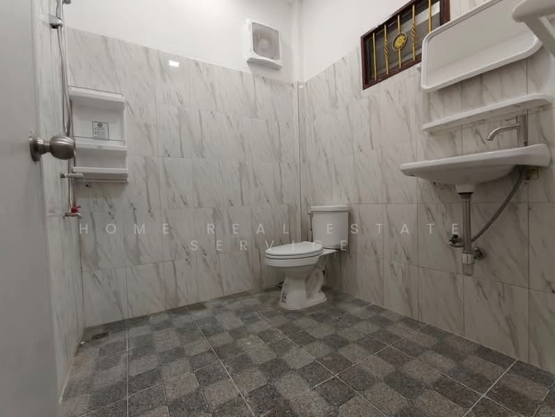ทาวน์เฮ้าส์ แสนรัก 3, Chon Buri (Pattaya), Bang Lamung, Bang Lamung (Pattaya), Chon Buri (Pattaya), 2 Bedrooms, 60 sqm, Townhouse For Sale, by HOME Real Estate Service, 500355685 - DDproperty.com