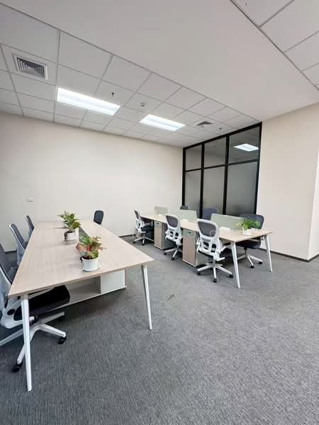 Office Space for Rent Near BTS Chidlom – Opposite CentralWorld (SPSSR245), Bangkok, พระรามที่ 1, Pathum Wan, Bangkok, , 1,200 sqm, Office Space For Rent, by Khun Poon, 500355699 - DDproperty.com