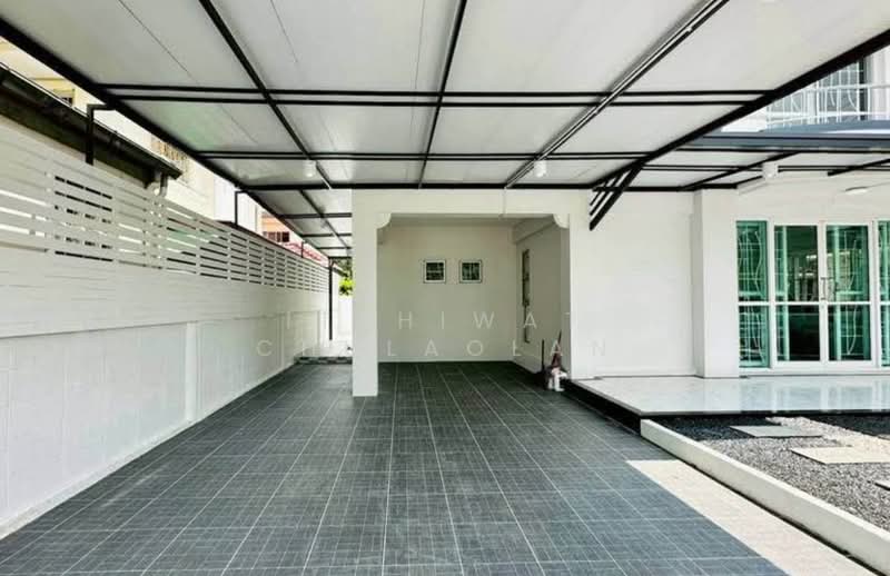 Supalai Grand Lake, Bangkok, Khum Klao Road, Saen Sab, Min Buri, Bangkok, 3 Bedrooms, 120 sqm, Single Detached House For Sale, by Itthiwat Chulaolan, 500355700 - DDproperty.com