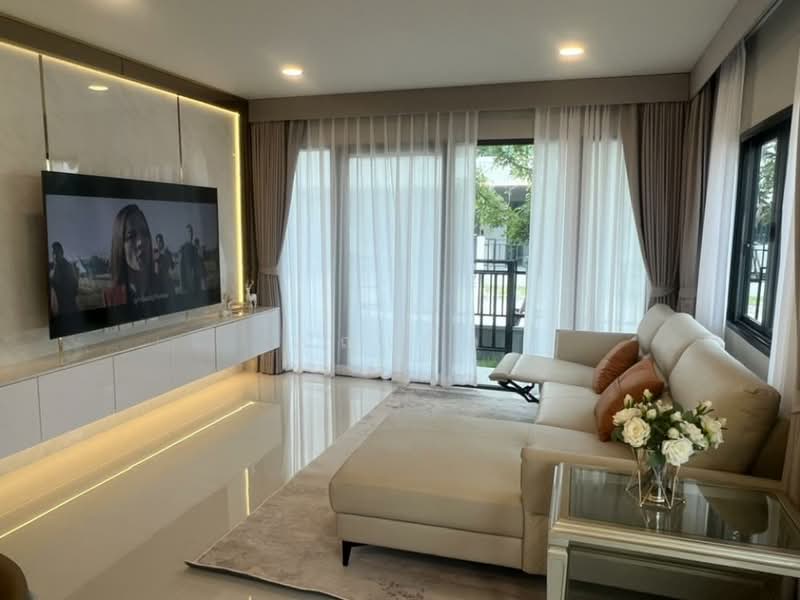 Centro Bangna : เซนโทร บางนา, สมุทรปราการ, 111 ซอย3, บางแก้ว, บางพลี, สมุทรปราการ, 260 ตร.ม., บ้านเดี่ยว ขาย, โดย คุณเปิ้ล, 500355702 - DDproperty.com