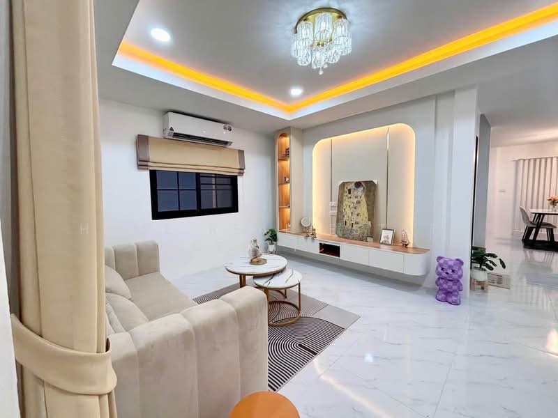 หมู่บ้านคันทรี่คลับ, Chon Buri (Pattaya), Bang Lamung, Bang Lamung (Pattaya), Chon Buri (Pattaya), 2 Bedrooms, 180 sqm, Townhouse For Sale, by HOME Real Estate Service, 500355708 - DDproperty.com