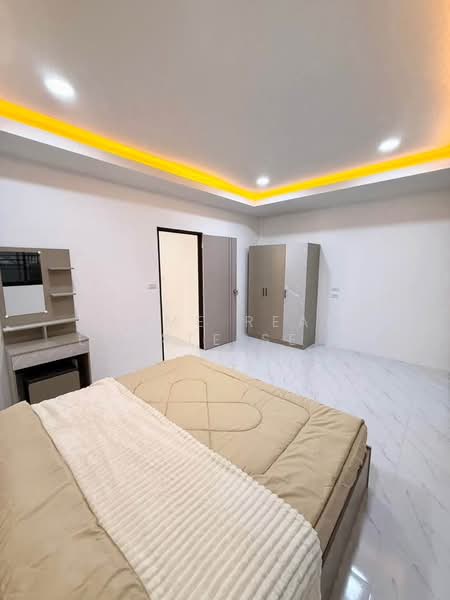 หมู่บ้านคันทรี่คลับ, Chon Buri (Pattaya), Bang Lamung, Bang Lamung (Pattaya), Chon Buri (Pattaya), 2 Bedrooms, 180 sqm, Townhouse For Sale, by HOME Real Estate Service, 500355708 - DDproperty.com