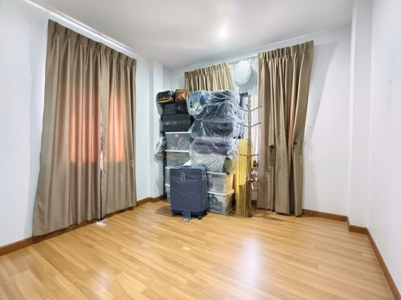 The Ricco Residence Wongwaen-Hathairat : เดอะริคโค้ เรสซิเดนซ์ วงแหวนฯ-หทัยราษฎร์, กรุงเทพ, ถนนไทยรามัญ, สามวาตะวันตก, คลองสามวา, กรุงเทพ, 170 ตร.ม., บ้านเดี่ยว ขาย, โดย จิระเมศร์ วราสิทธิ์สิริ, 500355730 - DDproperty.com