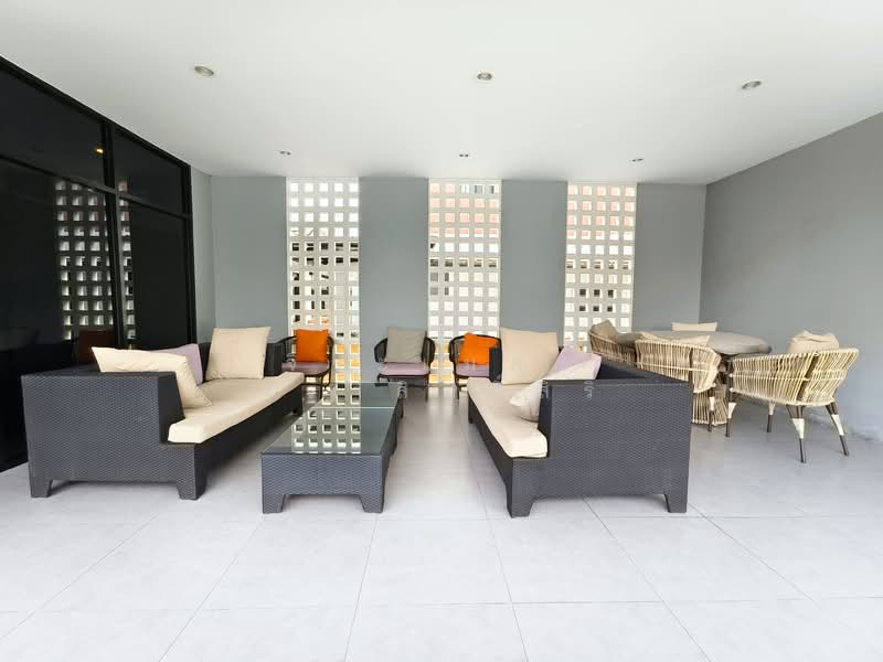The Ricco Residence Wongwaen-Hathairat : เดอะริคโค้ เรสซิเดนซ์ วงแหวนฯ-หทัยราษฎร์, กรุงเทพ, ถนนไทยรามัญ, สามวาตะวันตก, คลองสามวา, กรุงเทพ, 170 ตร.ม., บ้านเดี่ยว ขาย, โดย จิระเมศร์ วราสิทธิ์สิริ, 500355730 - DDproperty.com