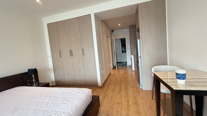 Silom Grand Terrace, Bangkok, Soi Saladaeng 2, Saladaeng Road, Silom, Bang Rak, Bangkok, Studio, 42 sqm, Condo For Rent, by Thanaporn Wongcharoen, 500355736 - DDproperty.com