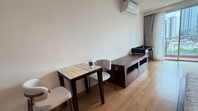 Silom Grand Terrace, Bangkok, Soi Saladaeng 2, Saladaeng Road, Silom, Bang Rak, Bangkok, Studio, 42 sqm, Condo For Rent, by Thanaporn Wongcharoen, 500355736 - DDproperty.com