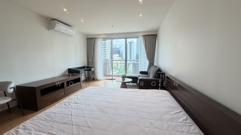 Silom Grand Terrace, Bangkok, Soi Saladaeng 2, Saladaeng Road, Silom, Bang Rak, Bangkok, Studio, 42 sqm, Condo For Rent, by Thanaporn Wongcharoen, 500355736 - DDproperty.com