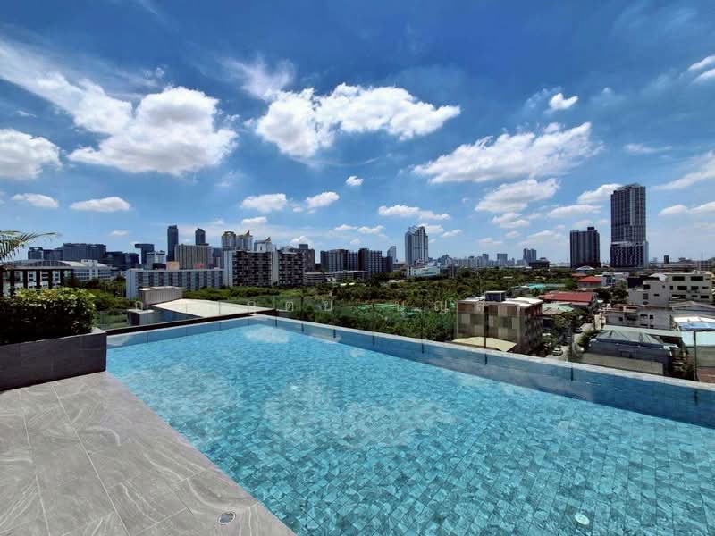 Lloyd Soonvijai-Thonglor, Bangkok, Soi Phetchaburi 47, Phetchaburi Road, Bang Kapi, Huai Khwang, Bangkok, 1 Bedroom, 28 sqm, Condo For Rent, by กรกฤตย์ บุญสระ, 500355742 - DDproperty.com