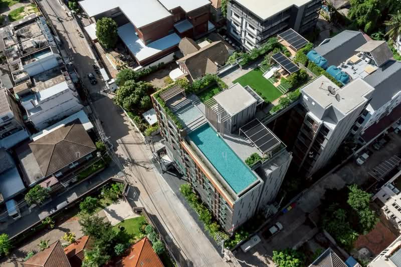 Lloyd Soonvijai-Thonglor, Bangkok, Soi Phetchaburi 47, Phetchaburi Road, Bang Kapi, Huai Khwang, Bangkok, 1 Bedroom, 28 sqm, Condo For Rent, by กรกฤตย์ บุญสระ, 500355742 - DDproperty.com