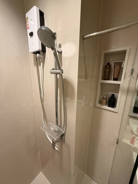 Life Sathorn Sierra, Bangkok, Ratchaphruek Rd, Talat Plu, Thon Buri, Bangkok, Studio, 29 sqm, Condo For Rent, by Suwit Arunkeereewat, 500355752 - DDproperty.com