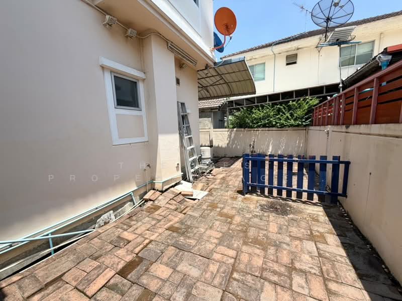 Pruklada 2 Thakham-Rama 2, Bangkok, Muban Pruek Lada 2 Road, Tha Kham, Bang Khun Thian, Bangkok, 4 Bedrooms, 150 sqm, Single Detached House For Sale, by The Best Property Agent พลอย, 500355775 - DDproperty.com