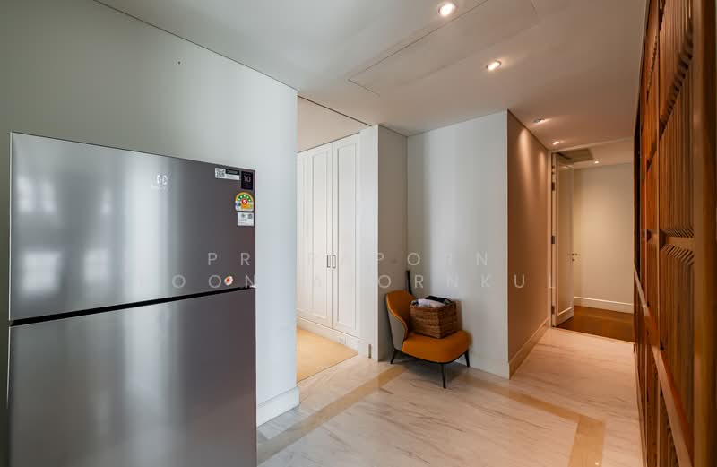 Saladaeng Residences, Bangkok, 29/1 North Sathorn Road, Silom, Bang Rak, Bangkok, 3 Bedrooms, 162 sqm, Condo For Sale, by Prapaporn Boonkajonkul, 500355777 - DDproperty.com