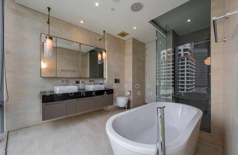 Saladaeng Residences, Bangkok, 29/1 North Sathorn Road, Silom, Bang Rak, Bangkok, 3 Bedrooms, 162 sqm, Condo For Sale, by Prapaporn Boonkajonkul, 500355777 - DDproperty.com