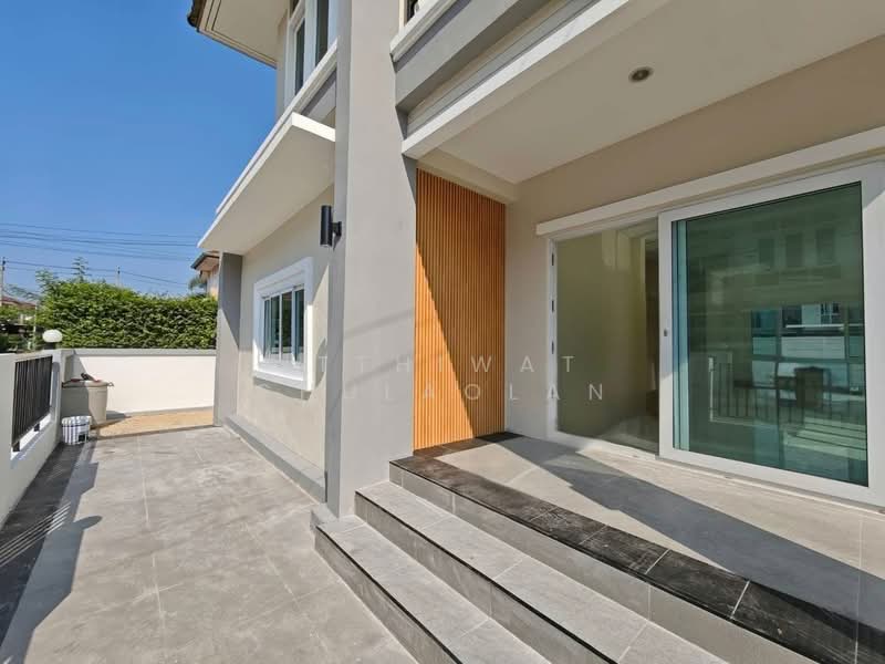 Baan Ratchaphruek Ramkhamhaeng-Suwinthawong, Bangkok, Suwinthawong Road, Saen Sab, Min Buri, Bangkok, 3 Bedrooms, 200 sqm, Single Detached House For Sale, by Itthiwat Chulaolan, 500355780 - DDproperty.com