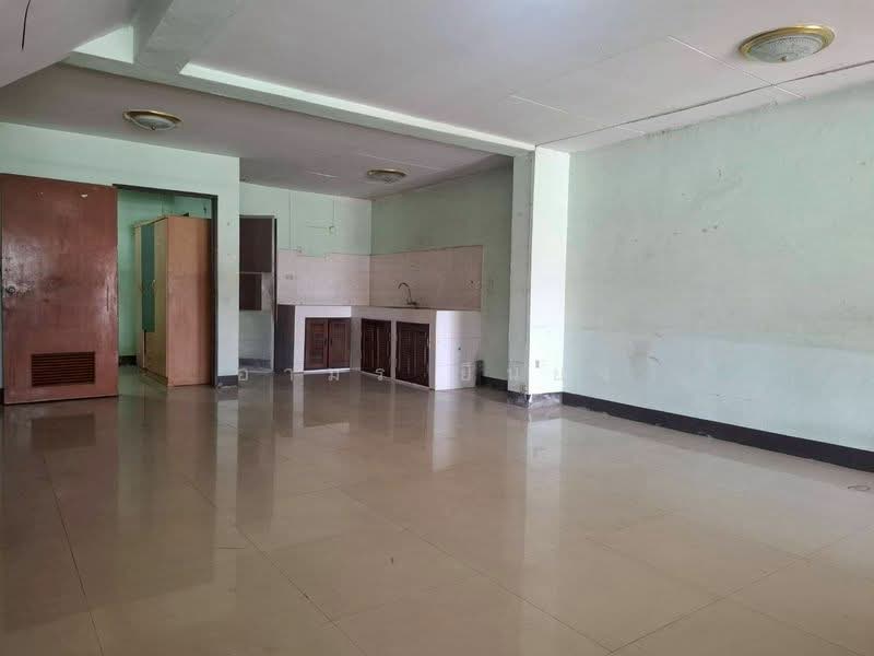ขาย ทาวน์เฮ้าส์ โซนอำเภอเมืองเชียงใหม่, Chiang Mai, Nong Pa Krang, Muang Chiang Mai, Chiang Mai, 3 Bedrooms, 130 sqm, Townhouse For Sale, by Armon Yuenyong, 500355782 - DDproperty.com