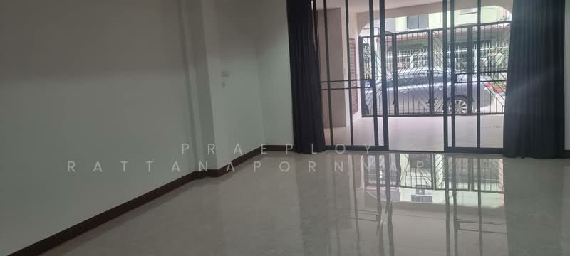 Maneeya Ville, Bangkok, Soi Wachiratham Sathit 12, Bang Chak, Phra Khanong, Bangkok, 4 Bedrooms, 300 sqm, Single Detached House For Rent, by Praeploy Rattanapornnapapatch, 500355812 - DDproperty.com