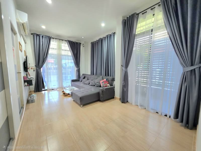 หมู่บ้านเดอะเซ็นทรัล ทาวน์2 บึง-ศรีราชา ชลบุรี, Chon Buri (Pattaya), Bueng, Si Racha, Chon Buri (Pattaya), 2 Bedrooms, 150 sqm, Townhouse For Sale, by The Best Property สุ, 500355845 - DDproperty.com