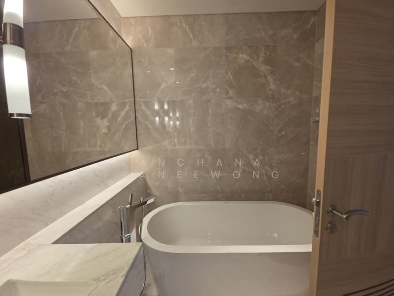 Sindhorn Residence : สินธร เรสซิเดนซ์ หลังสวน, กรุงเทพ, 54 ซอยต้นสน, ลุมพินี, ปทุมวัน, กรุงเทพ, 150 ตร.ม., คอนโด ให้เช่า, โดย Kanchana Praneewong, 500355860 - DDproperty.com